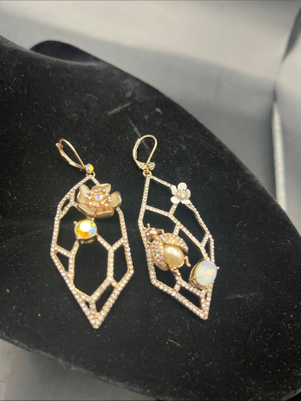 Betsey Johnson Ladybug Rhinestone Drop Earrings Rare formal